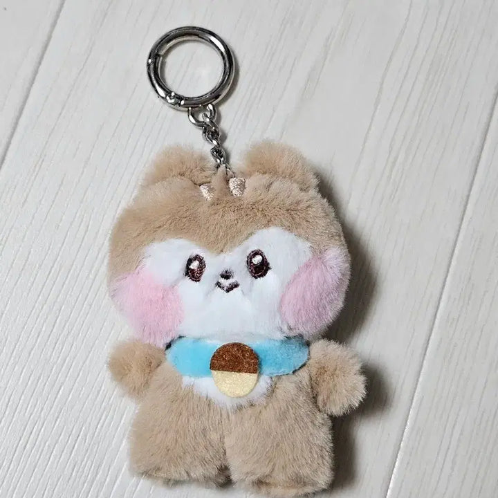 [BUNJANG] IVE Gaeul Miniini Plush Keyring / 아이브 달니니 가을 인형 미니니 플러시 키링 팝업 양도 판매