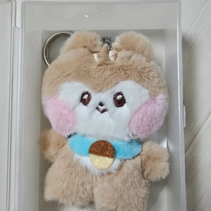 [BUNJANG] IVE Gaeul Miniini Plush Keyring / 아이브 달니니 가을 인형 미니니 플러시 키링 팝업 양도 판매