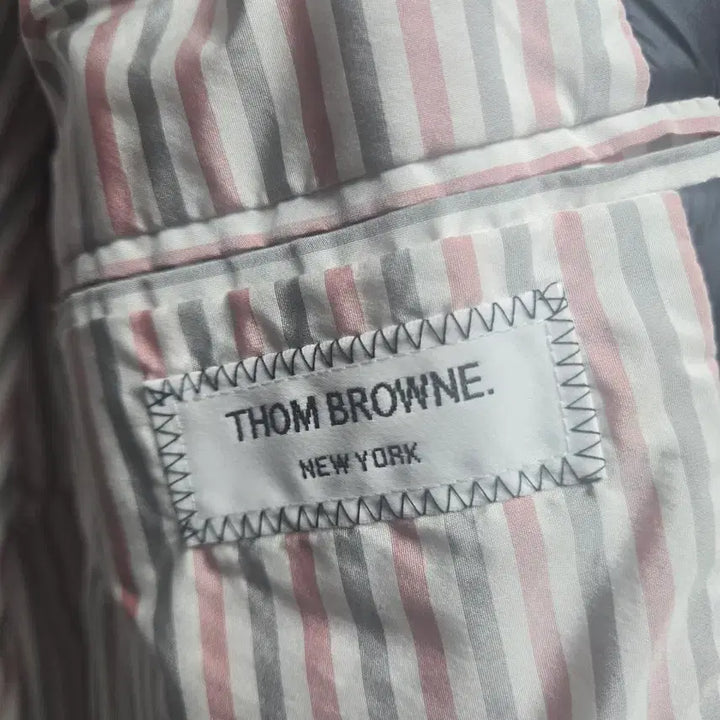 [BUNJANG] Thom Browne Padded Coat / 톰브라운 패딩코트