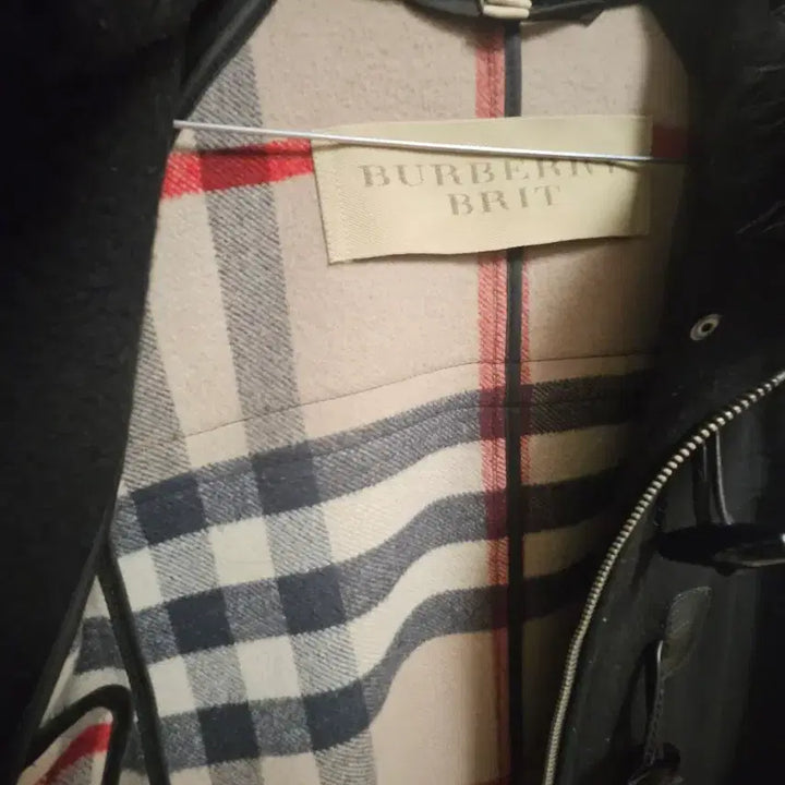 [BUNJANG] Burberry Brit Hooded Black Duffle Coat (Double) 55 Size / 버버리 브릿 후드 블랙 더플(더블)코트 55사이즈