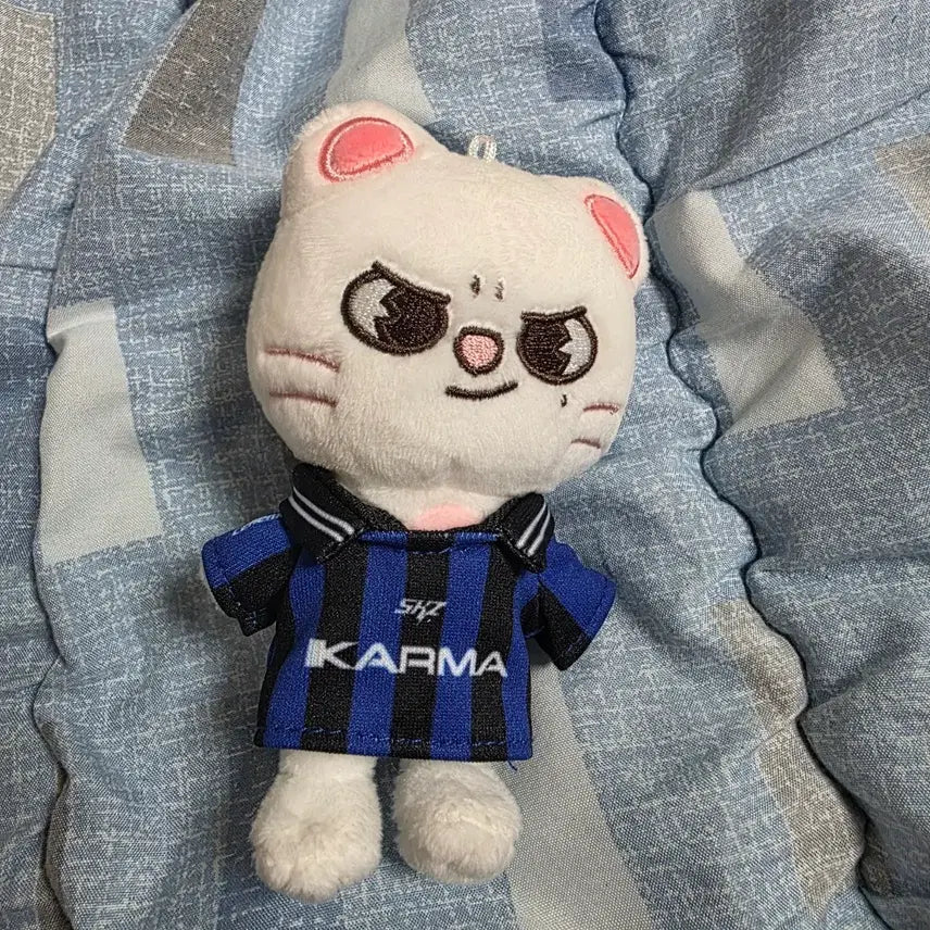 [BUNJANG] Stray Kids Hyunjin Karma Uniform Jiniret Doll / 스키즈 Karma 유니폼  인형 현진 지니렛