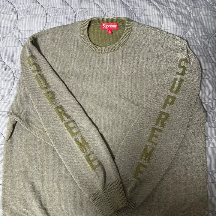 [BUNJANG] Supreme Reflective 24SS Knit Sweater / 슈프림 리플렉티브 24ss 니트