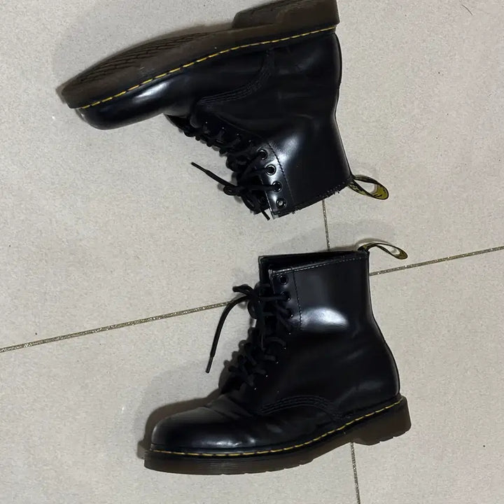 [BUNJANG] Dr. Martens 1460 Boots / [250] 닥터마틴 1460 워커 부츠