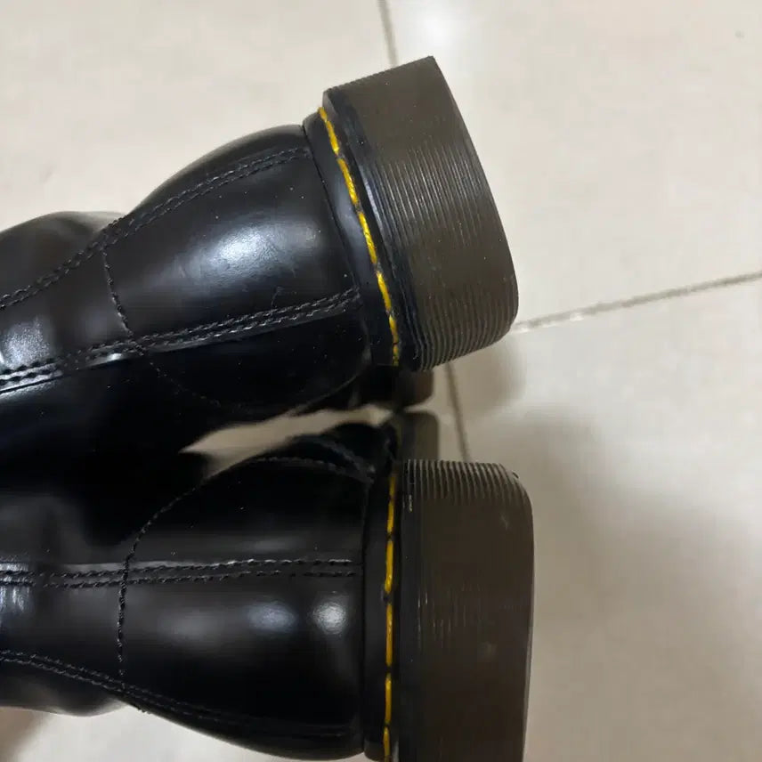 [BUNJANG] Dr. Martens 1460 Boots / [250] 닥터마틴 1460 워커 부츠