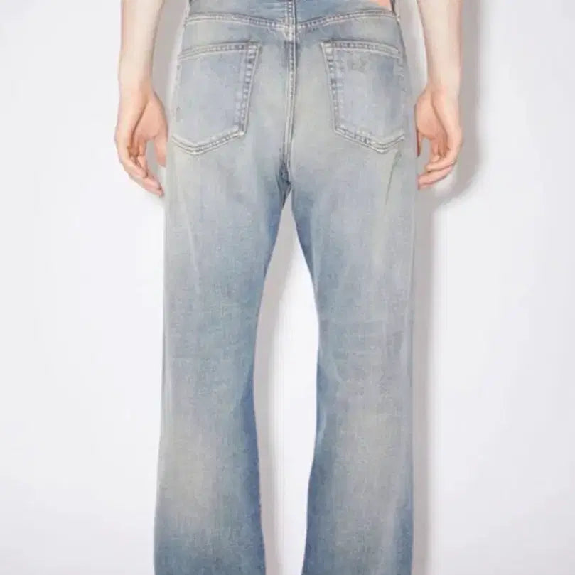 [SOLD OUT] 28/30아크네 2003 루즈 스트레이트 디트로이트