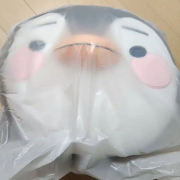 [BUNJANG] Lee Junho 2PM PengPeng Cushion &amp; Doll Bundle Set / 이준호 공식굿즈 펭펭이쿠션. 펭펭이 인형 미개봉