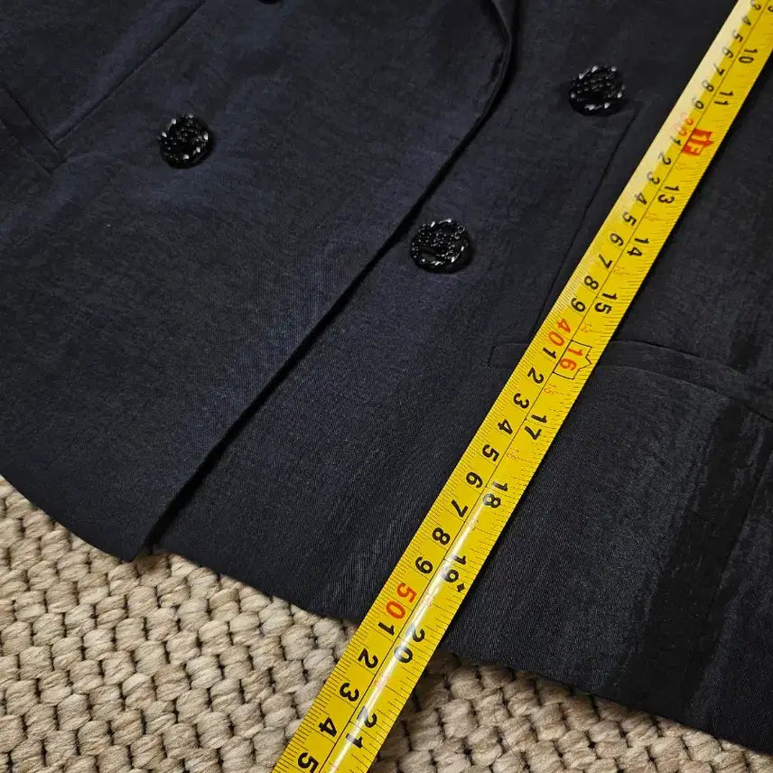 [BUNJANG] Time Peaked Collar Crop Jacket / 타임 피크드 칼라 크롭재킷