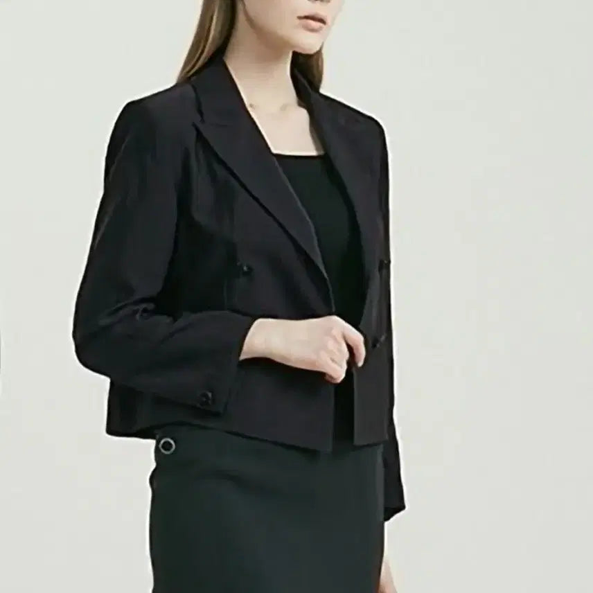 [BUNJANG] Time Peaked Collar Crop Jacket / 타임 피크드 칼라 크롭재킷