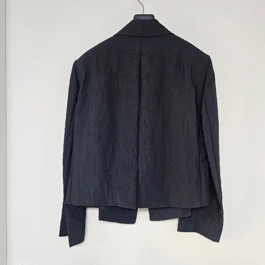 [BUNJANG] Time Peaked Collar Crop Jacket / 타임 피크드 칼라 크롭재킷