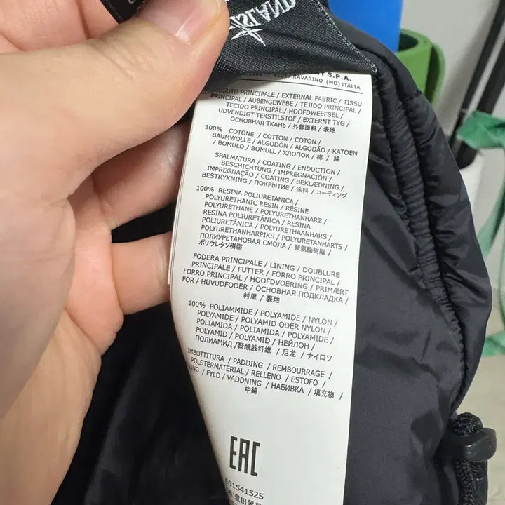 [BUNJANG] Stone Island PrimaLoft Padded Jacket (M) / 스톤아일랜드/ 프리마로프트 패딩/ M