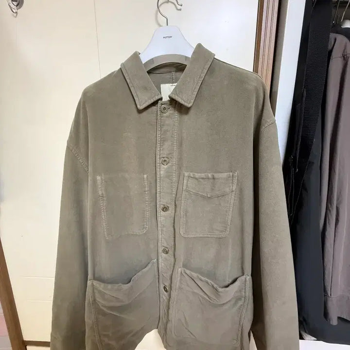 [SOLD OUT] 포터리 몰스킨 워크자켓 다크로밧 4 사이즈 판매합니다.