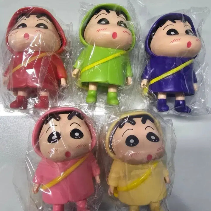 [BUNJANG] Crayon Shin-chan Raincoat Figure Bundle Set / 짱구는 못말려 피규어 짱구 우비 피규어 미개봉 5종 세트로 일괄 판매