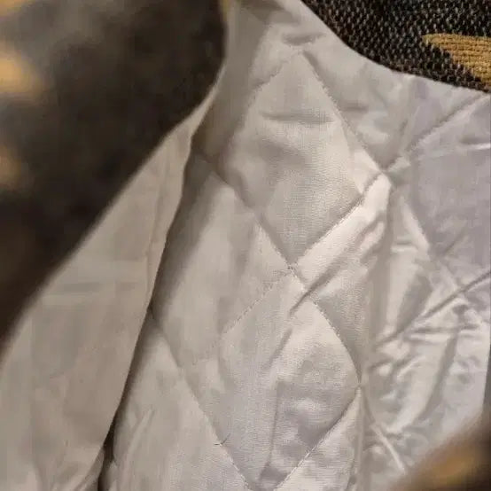 [BUNJANG] Thursday Island Pattern Coat / Thursday Island 패턴 코트  새상품