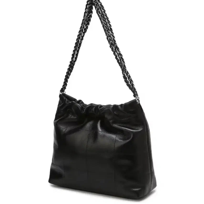 [BUNJANG] Hazzys Black Leather Quilted Silver Chain Hobo Shoulder Bag / 헤지스  블랙 레더 퀼팅 실버 체인 호보 숄더백 M