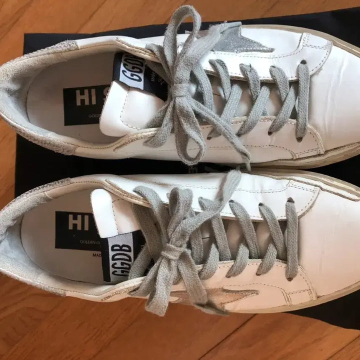 [BUNJANG] Golden Goose White Silver Sneakers 36 / 골든구스 화이트 실버 스니커즈 36