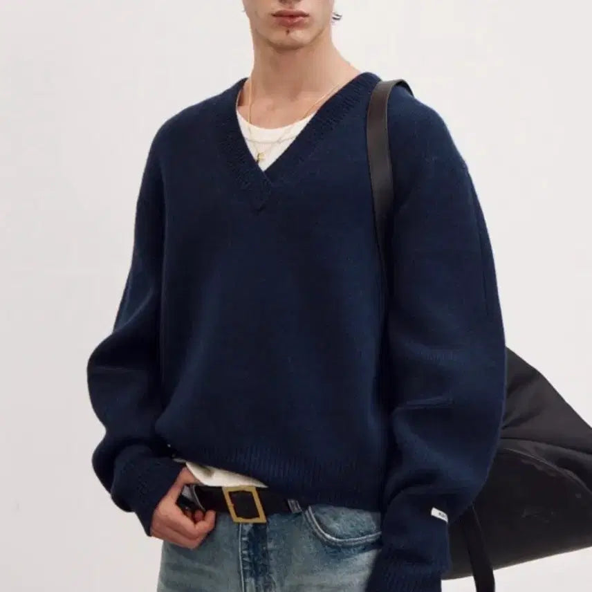 [BUNJANG] RECTO Chunky Wool V-Neck Knit Sweater (Navy) / 렉토 청키 울 브이넥 니트 S사이즈 네이비 팝니다