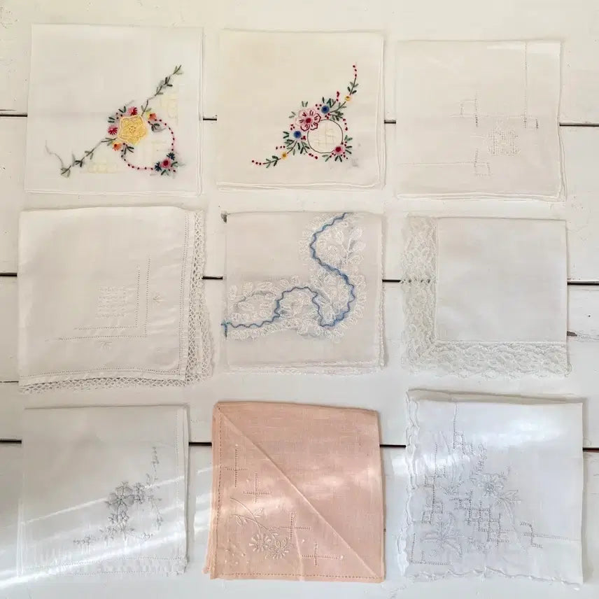 [BUNJANG] Vintage Lace Embroidery Handkerchief / 빈티지 레이스 자수 손수건 웨딩행키
