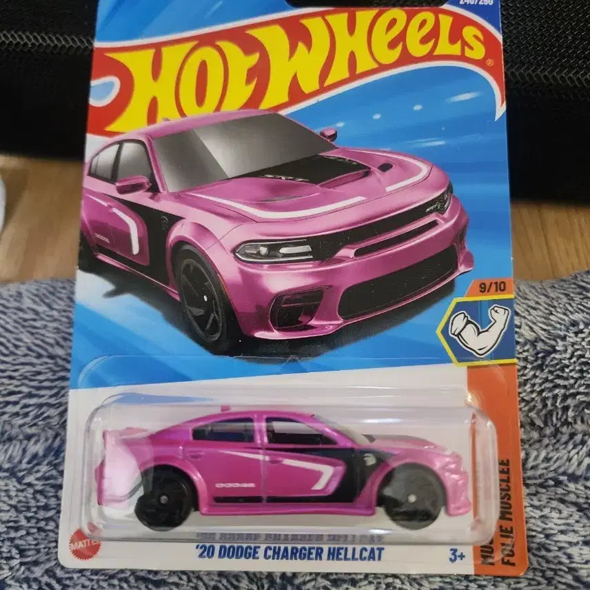 [SOLD OUT] 핫휠 20 Dodge Charger Hellcat 핑크