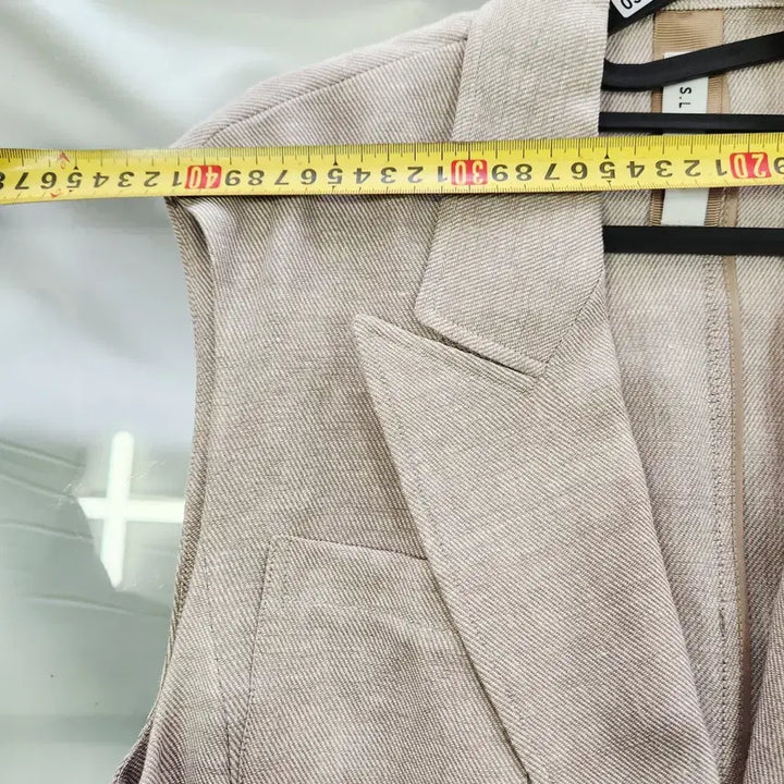 [BUNJANG] Eselia Beige Linen Style Vest Jacket (Size 66) / 0304 에셀리아 베이지 린넨 스타일 조끼 자켓 66사이즈
