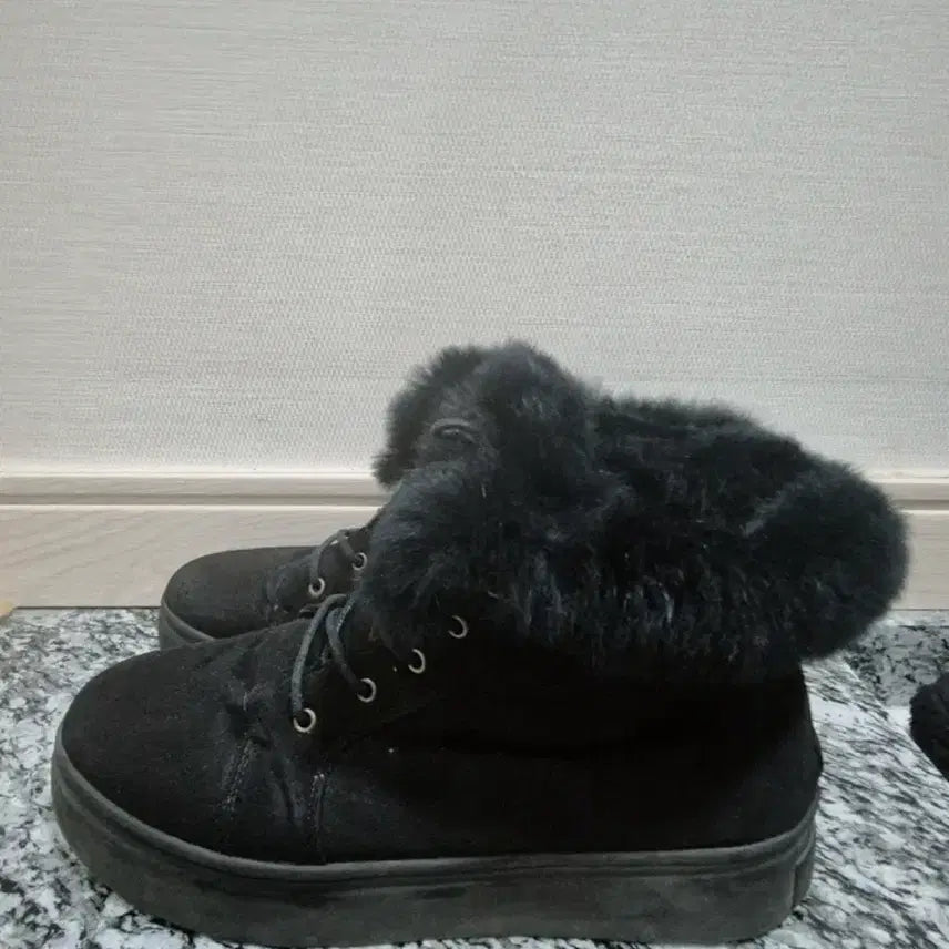 [BUNJANG] Shoopen Black Suede Boots / 블랙 털 슈펜 스웨이드 부츠 워커 250