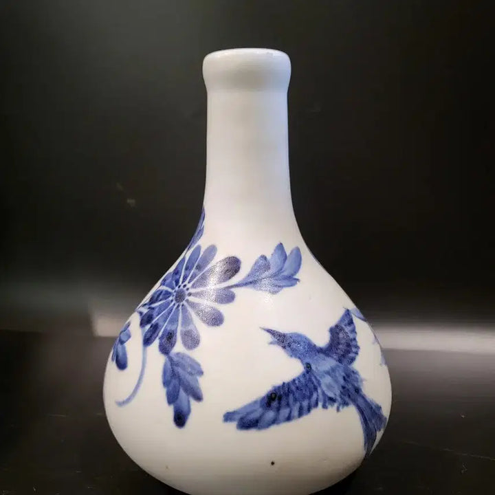 [BUNJANG] Celadon Porcelain Bird and Flower Motif Bottle / 청화백자 화조도 주병