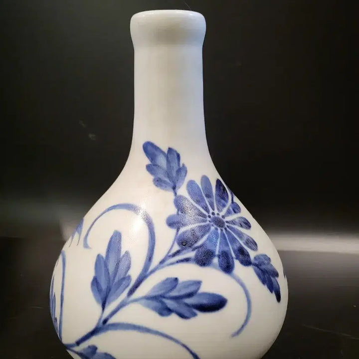 [BUNJANG] Celadon Porcelain Bird and Flower Motif Bottle / 청화백자 화조도 주병