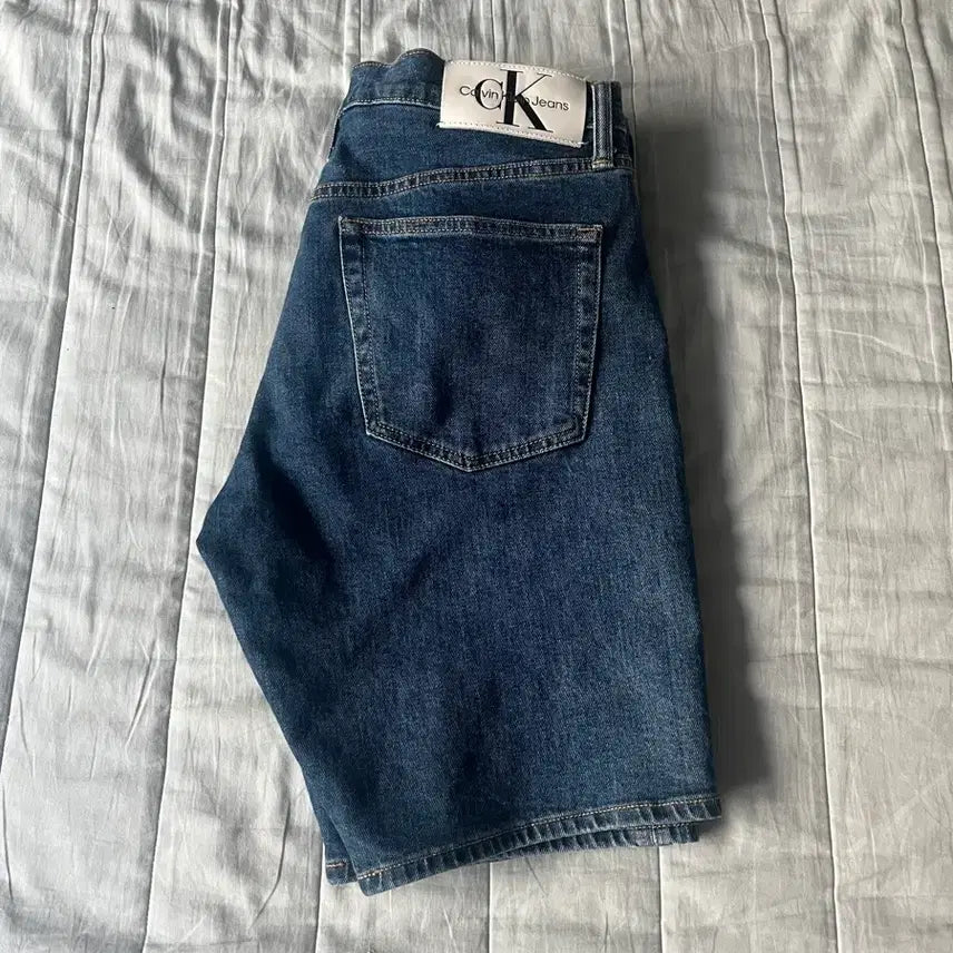 [BUNJANG] Calvin Klein Denim Shorts / 켈빈클라인 데님 반바지