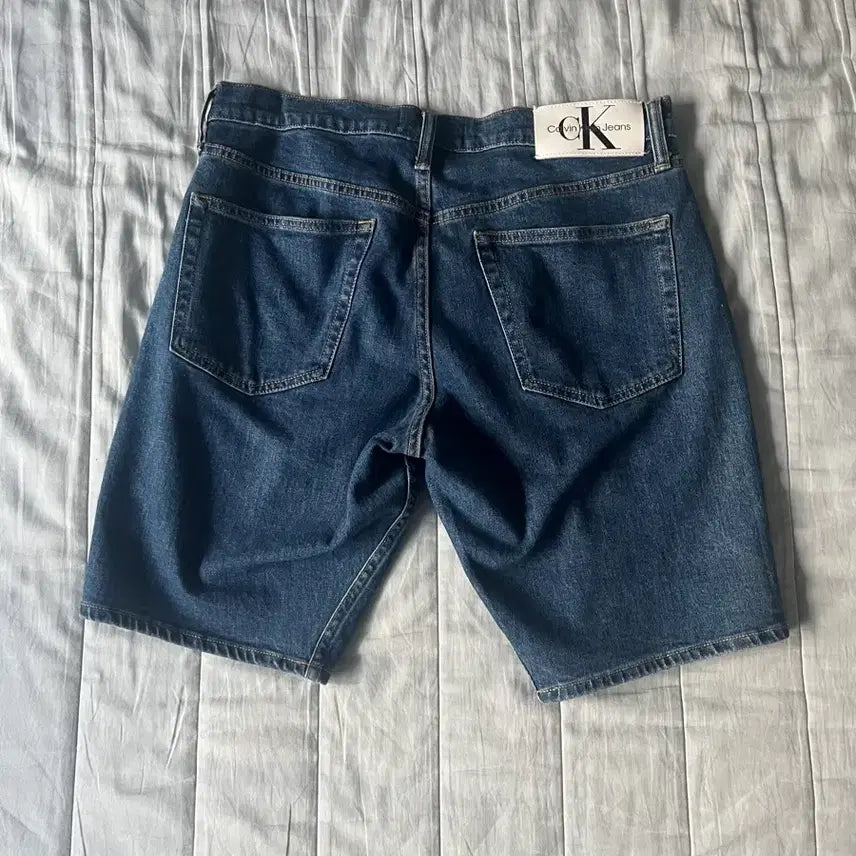 [BUNJANG] Calvin Klein Denim Shorts / 켈빈클라인 데님 반바지