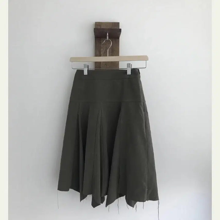 [BUNJANG] Sizzle Midi Skirt Khaki / 시즐 미디 스커트 카키