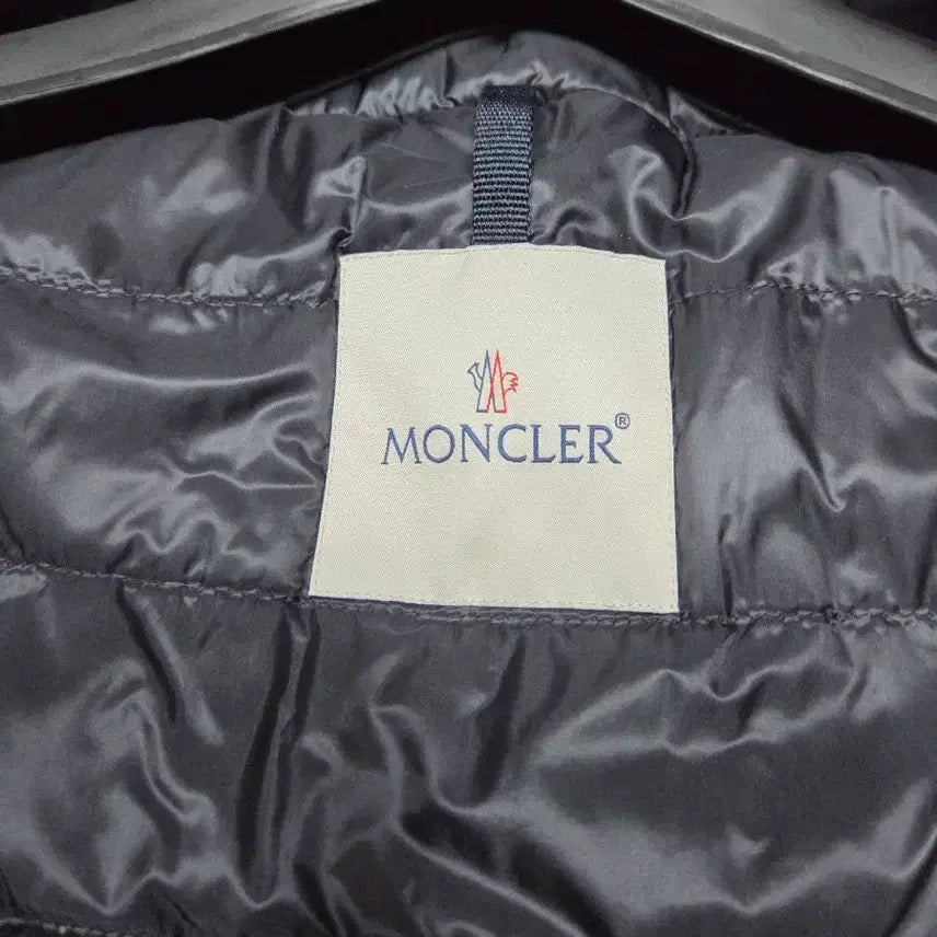 [BUNJANG] Moncler Duck Down Hooded Padded Coat Jacket / 몽클레어 후드 덕다운 패딩 코트 자켓
