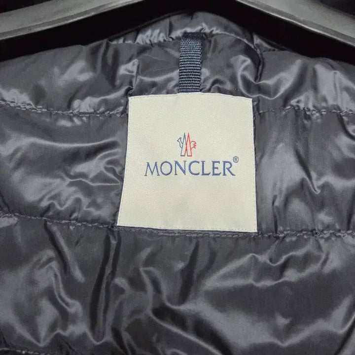 [BUNJANG] Moncler Duck Down Hooded Padded Coat Jacket / 몽클레어 후드 덕다운 패딩 코트 자켓