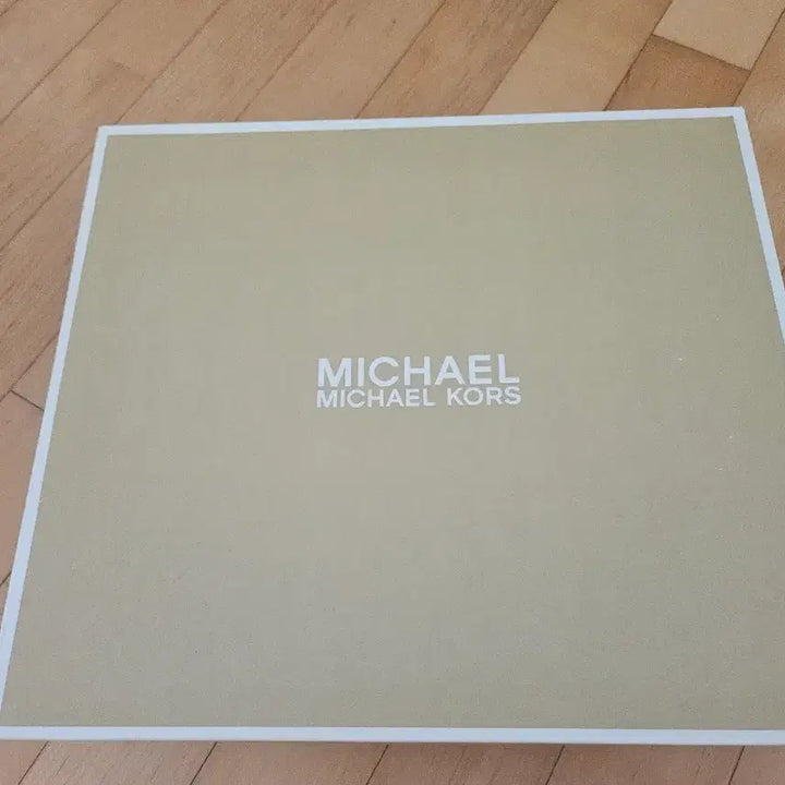 [BUNJANG] Michael Kors Height Sneakers / 마이클코어스키높이 운동화 핑크 베이지