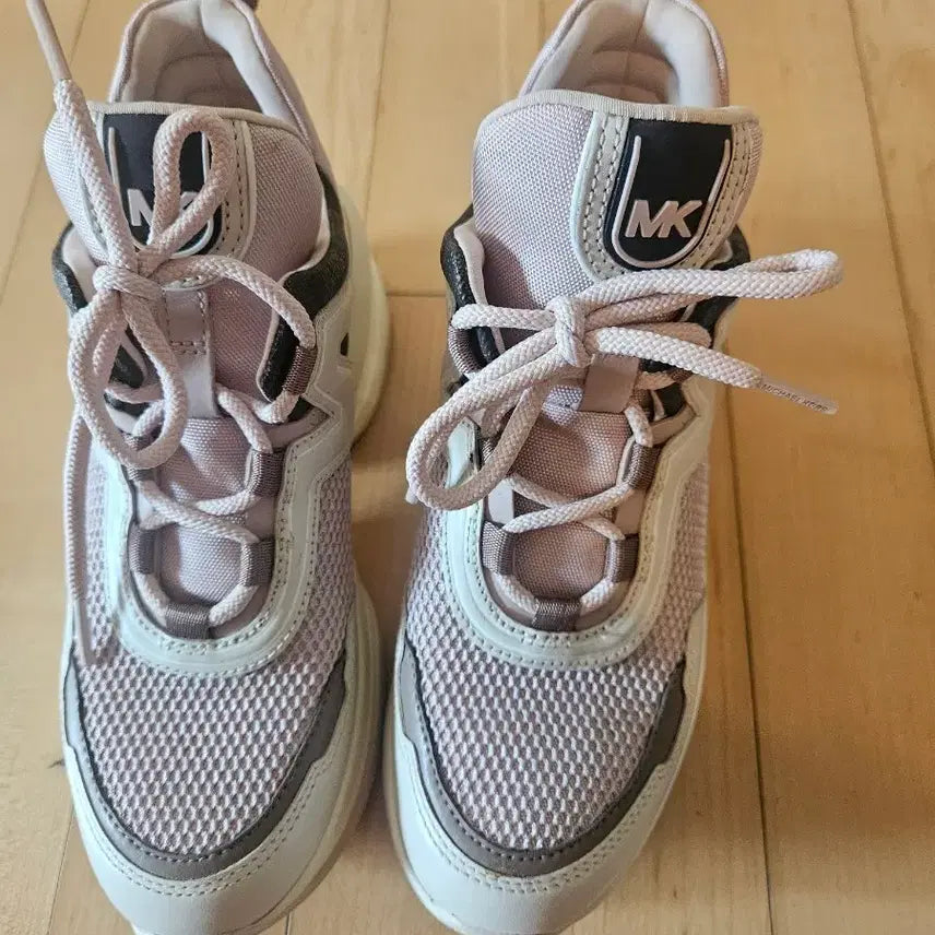 [BUNJANG] Michael Kors Height Sneakers / 마이클코어스키높이 운동화 핑크 베이지