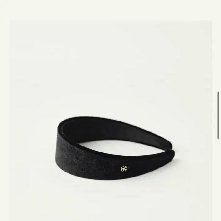 [BUNJANG] Siye Sie Monogram Hairband Black / 시에 sie 모노그램 헤어밴드 머리띠 블랙