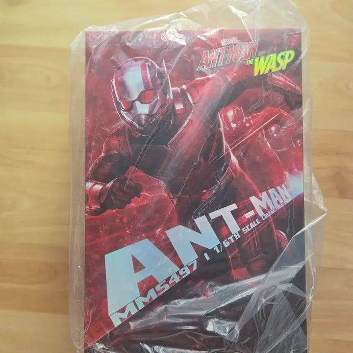 [BUNJANG] Hot Toys Ant-Man and The Wasp 1/6 Scale Figure / 앤트맨과 와스프 1/6 피규어 MMS497 핫토이