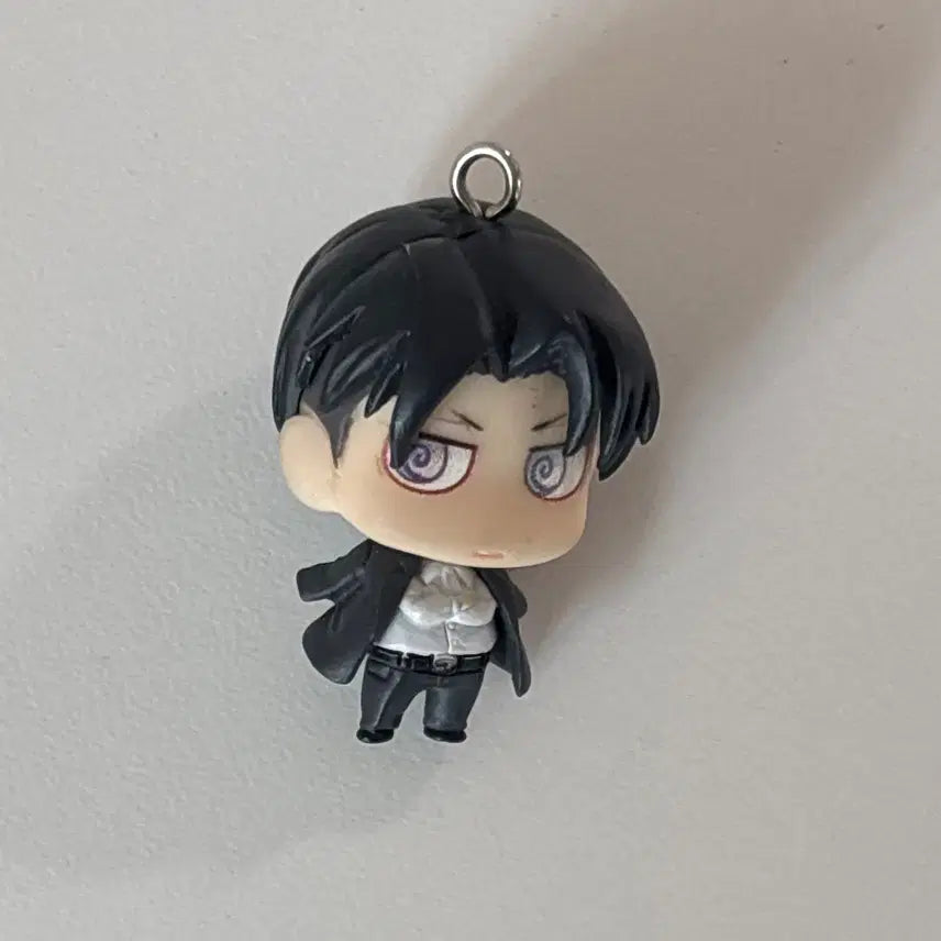 [BUNJANG] Attack on Titan Levi Keyring / 진격의 거인 리바이 키링 고전