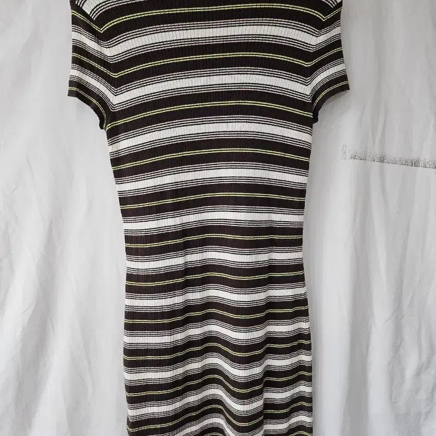 [BUNJANG] RVCA Stripe Collar Knit Dress S / RVCA 스트라이프 카라 니트 원피스 S