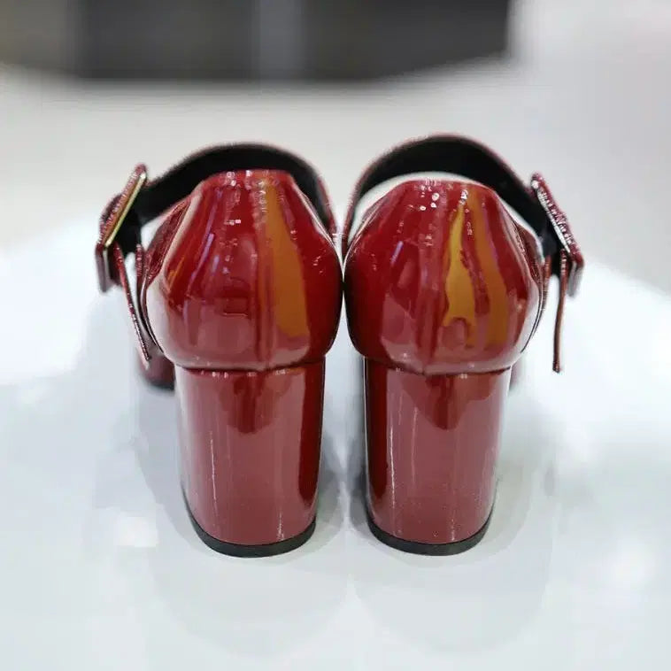 [BUNJANG] Lucky Chouette Cutting Point Patent Pumps / 럭키슈에뜨 컷팅 포인트 페이턴트 펌프스 새제품