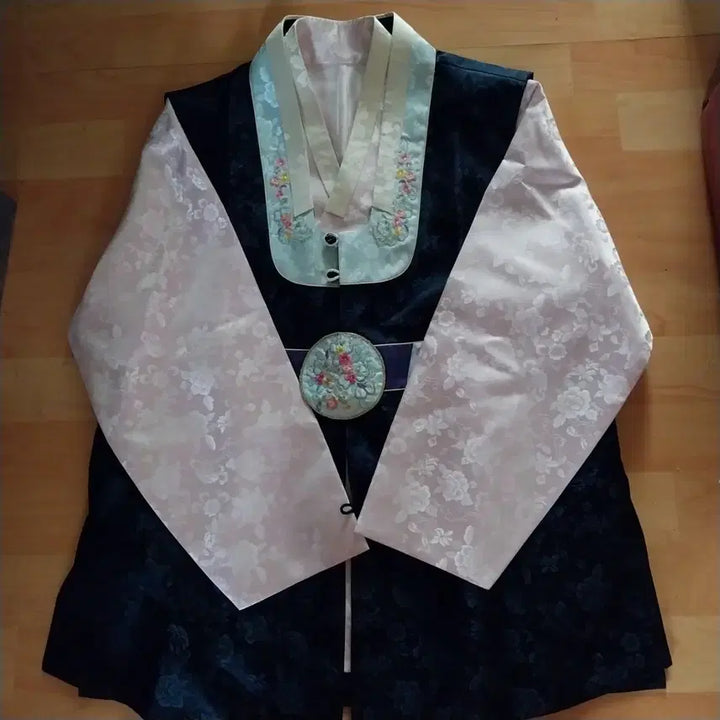 [BUNJANG] Floral Pattern Men&