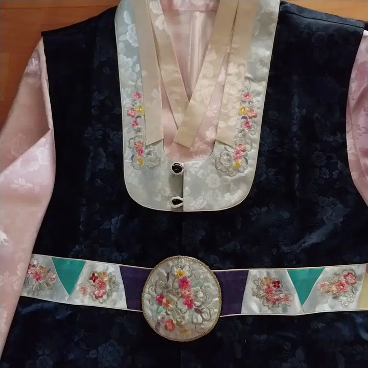 [BUNJANG] Floral Pattern Men&