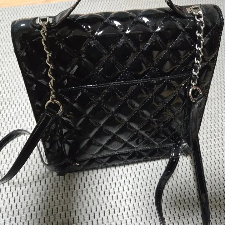 [BUNJANG] Black Quilted Backpack / 블랙퀼팅백팩