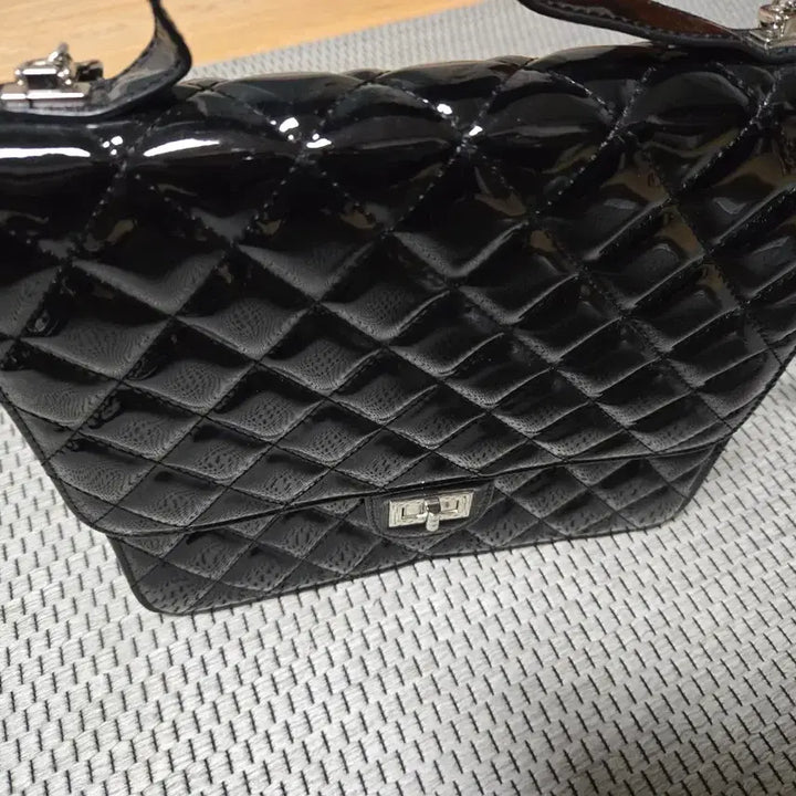 [BUNJANG] Black Quilted Backpack / 블랙퀼팅백팩