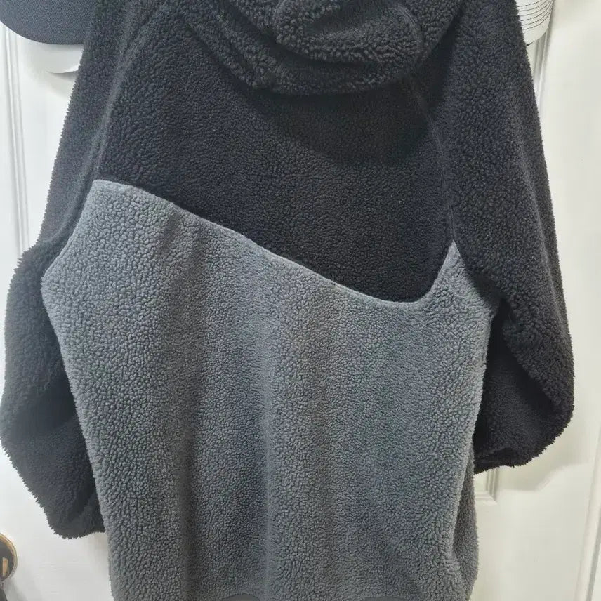 [BUNJANG] Nike Swoosh Fleece Hoodie / 나이키 스우시 뽀글이 후드티 /나이키 스우시 후드티