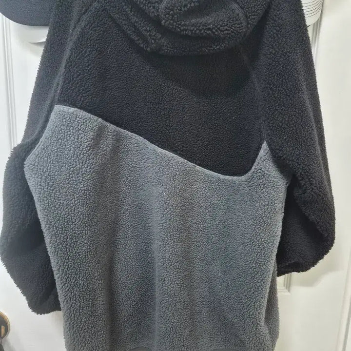 [BUNJANG] Nike Swoosh Fleece Hoodie / 나이키 스우시 뽀글이 후드티 /나이키 스우시 후드티
