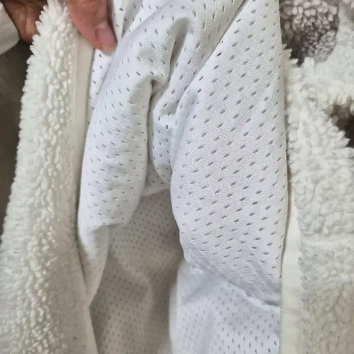 [BUNJANG] Nike Swoosh Fleece Hoodie Ivory / 나이키 스우시 뽀글이 후드티 아이보리 / 나이키 스우시 후드티