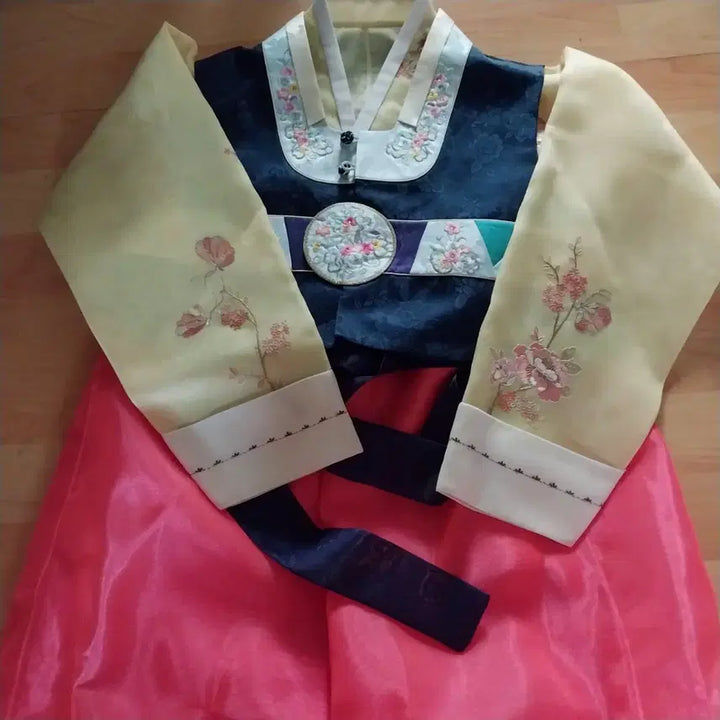 [BUNJANG] Traditional Korean Hanbok Set / 한복