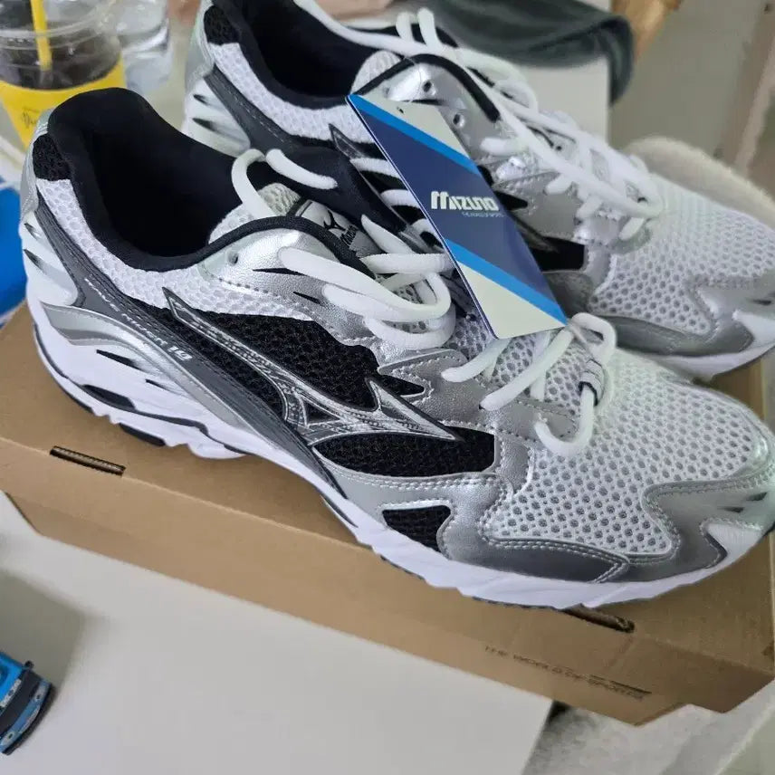 [SOLD OUT] 미즈노 웨이브 라이더 265 새제품