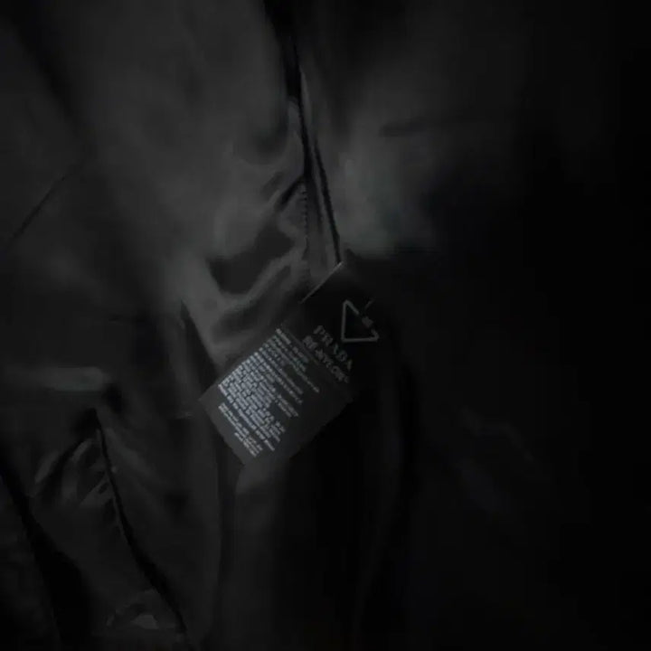 [BUNJANG] Prada Re-Nylon Blazer / 프라다 리나일론 블레이저