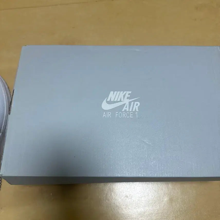 [BUNJANG] Nike Air Force White and Black (CT2302-100) / 나이키 에어포스 흰검(CT2302-100)
