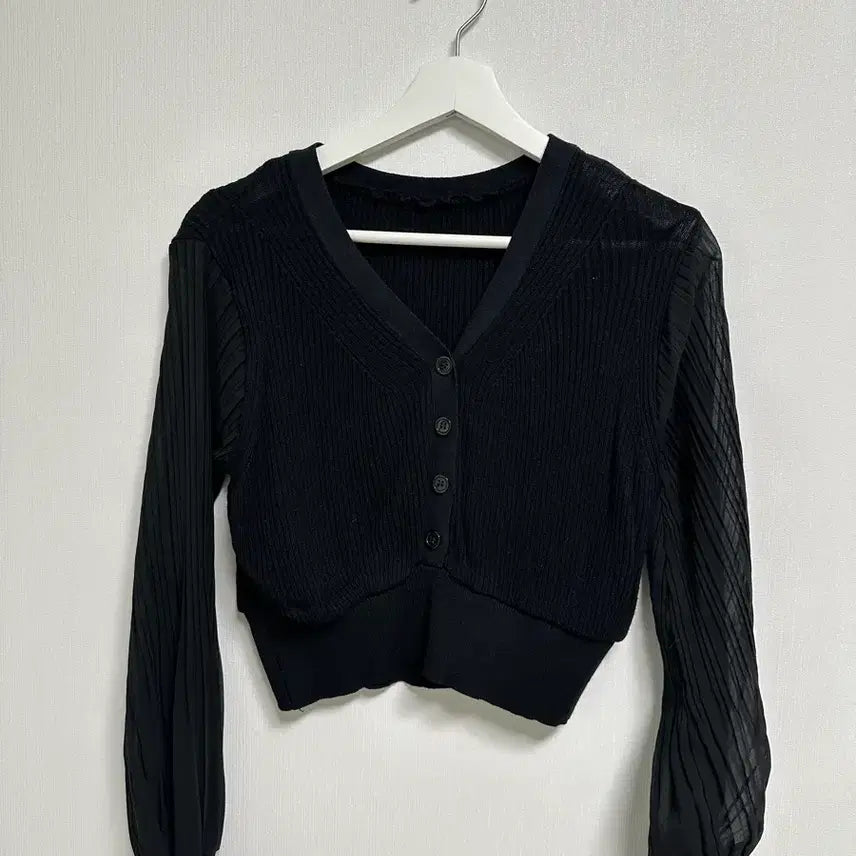 [BUNJANG] Black See-Through Sleeve Cardigan Knit / 시스루 소매 블랙 가디건 니트